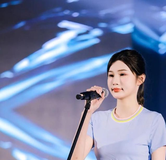 揭秘这些美女选秀视频为何让观众直呼过瘾？
