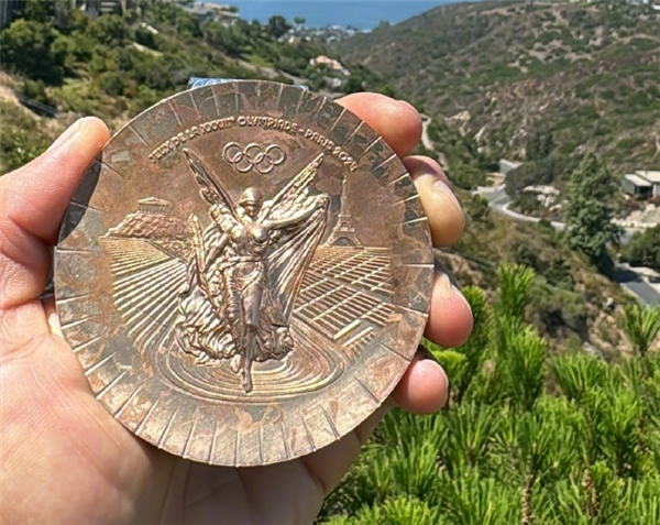 为什么巴黎奥运会的100多枚奖牌被退回？质量问题有多严重？