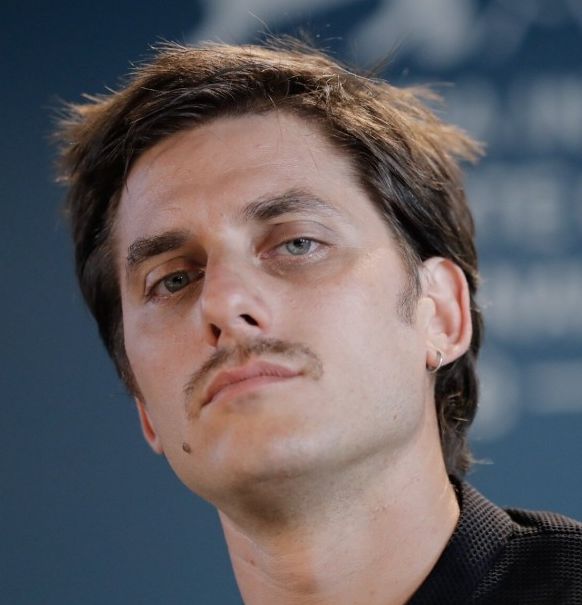 揭秘死亡搁浅2新角色：Neil与合金装备固蛇惊人相似，引发玩家热议！