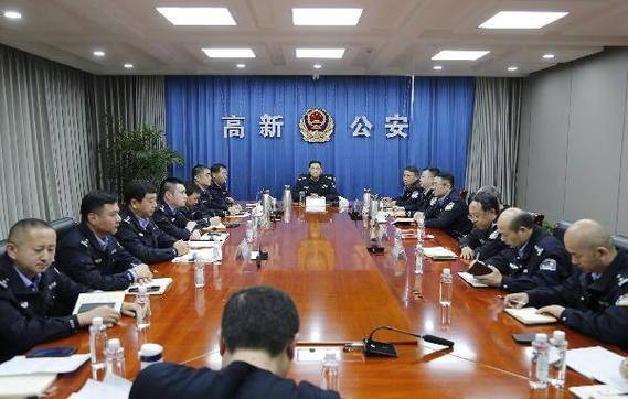 烟台市公安局如何通过人工智能专题培训班提升战斗力？