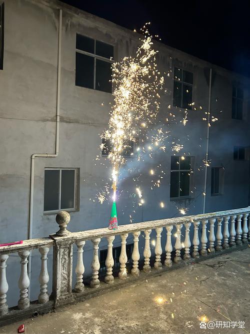 梦见火花象征哪些?深入解读与生活启示,给您独特心灵指引! 梦见火花象征哪些?深入解读与生活启示,给您独特心灵指引!