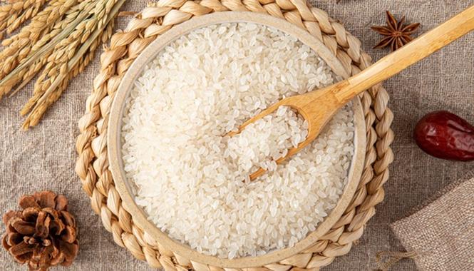 梦见米包堆积的背后意味是哪些？揭秘潜在心理暗示！