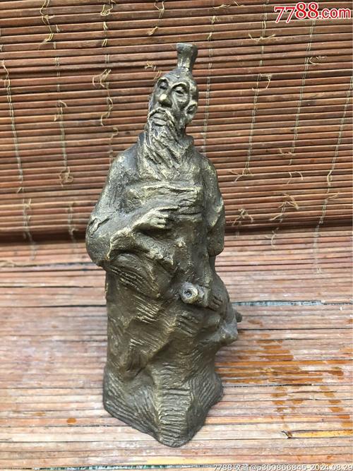 梦见铜像象征意义深远？解析心理暗示与生活影响