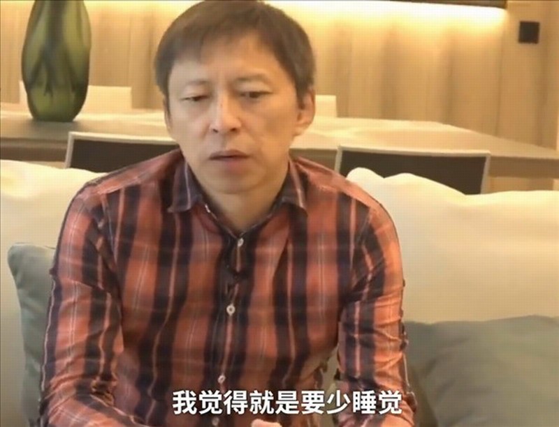 游戏资讯：张朝阳建议中国人一天吃2顿饭的健康秘诀能否长寿？