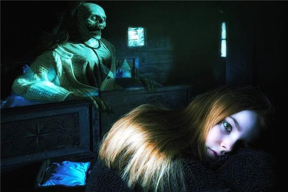 梦见家人被鬼上身解析潜意识的神秘信号，惊喜解读引发深思