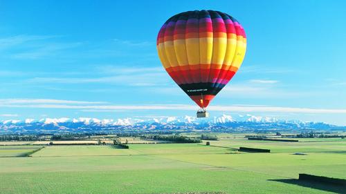 梦见热气球意味着哪些?专家解读心理暗示的背后玄机 梦见热气球意味着哪些?专家解读心理暗示的背后玄机