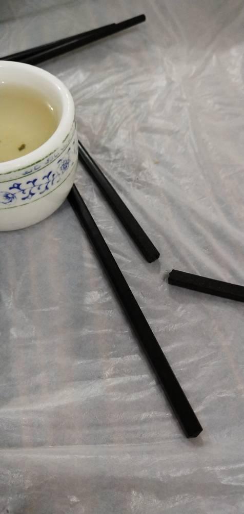 梦见筷子断了的深刻寓意，用户揭开生活隐秘心理！