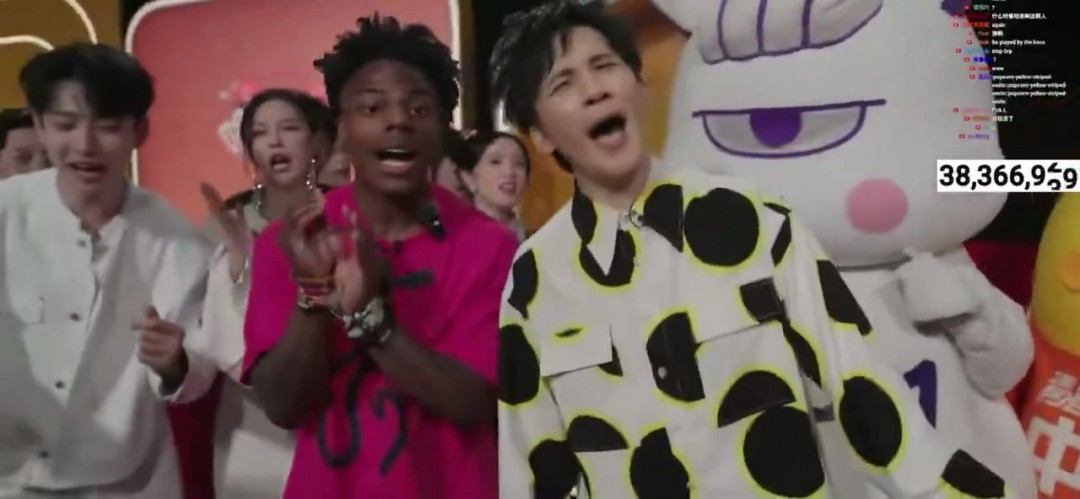 甲亢哥长沙行:你知道他如何与大张伟合唱热门曲目,并受到十位女性欢迎吗? 甲亢哥长沙行:你知道他如何与大张伟合唱热门曲目,并受到十位女性欢迎吗?