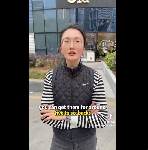 美国网友激烈争论:100美元的Lululemon紧身裤成本究竟多少钱