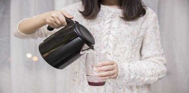 梦见开水壶预示着哪些？解读与高效解决方案结合的深层寓意