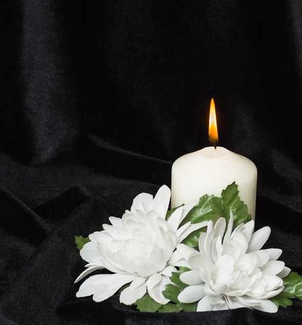 梦见蜡烛燃烧的深层寓意揭示内心渴望与潜在机遇