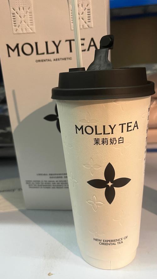 独家定制茉莉奶白咸酪乳新品上市：品味春天的清新，同时提升职场竞争力