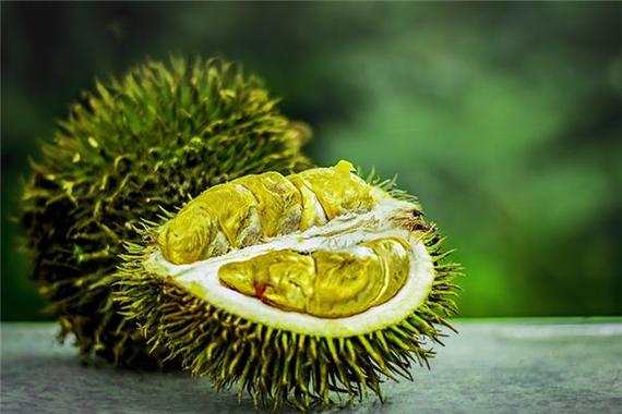 梦见榴莲有何寓意？揭示背后深层心理解析