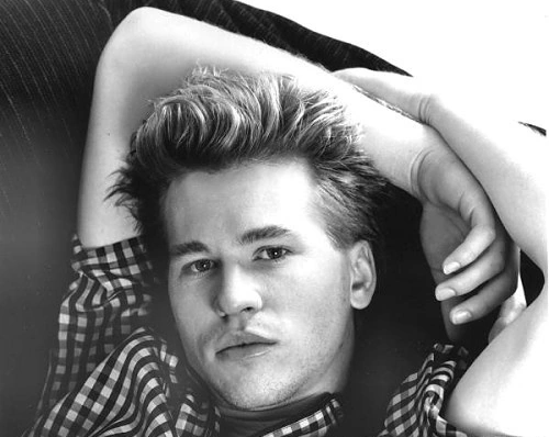 壮志凌云明星方·基默不幸逝世，肺炎成谜！65岁生命为何戛然而止？