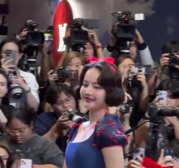 泰国版白雪公主女主为何如此惊艳？揭秘她背后的美丽秘密