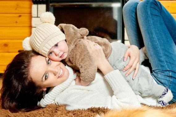 梦见抱小男孩预示哪些？解读心灵暗示的深层含义与指引