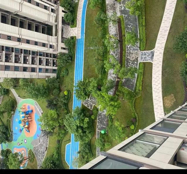 梦见长裙背后隐藏的秘密，揭示你的潜意识！