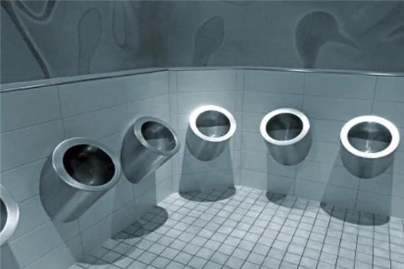 梦见尿壶预示哪些？解读梦境背后的心理暗示