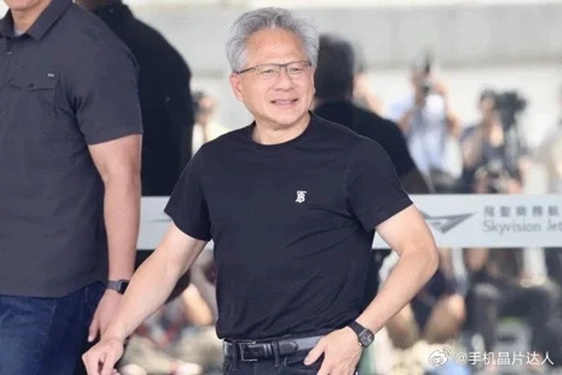 游戏圈震惊：黄仁勋百万级手表首曝光 全球仅80只 藏匿着怎样的秘密？