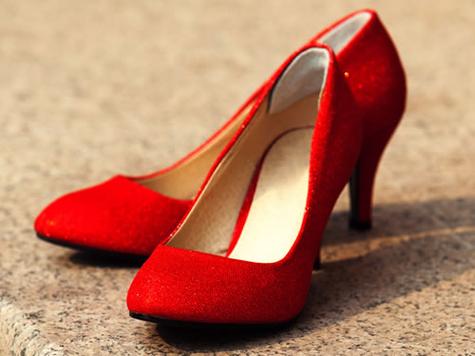 梦见红鞋象征解析高效解决方案助您理解预兆 梦见红鞋象征解析高效解决方案助您理解预兆