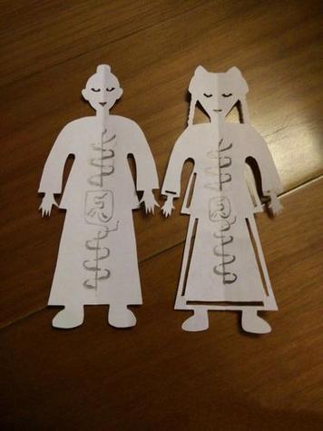 解密梦见纸人的真相权威心理解析及3个常见象征