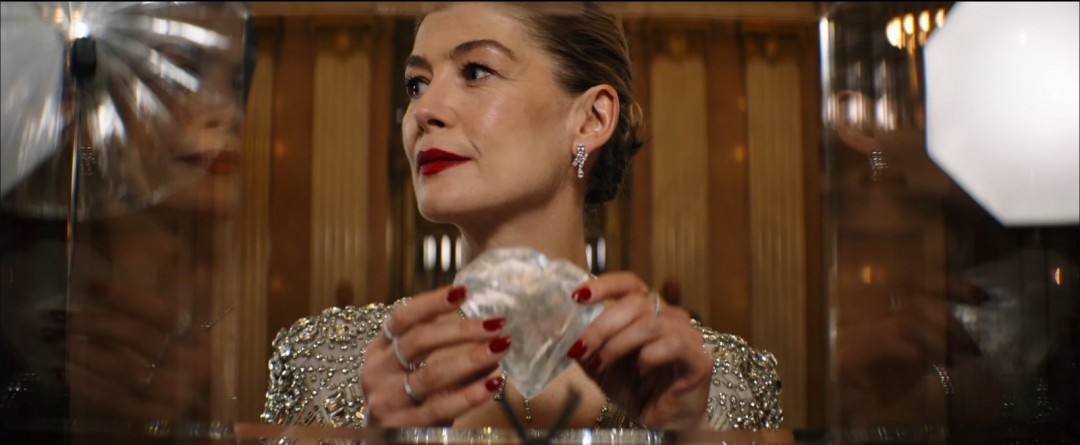 惊天魔盗团3：神秘预告与海报揭示，11月上映的惊喜是否超乎你的想象？