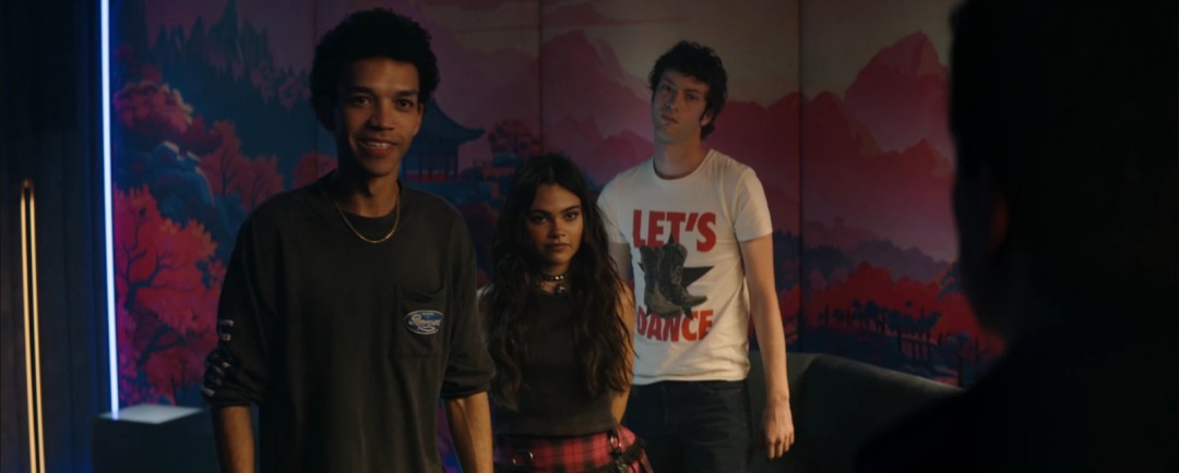 惊天魔盗团3：神秘预告与海报揭示，11月上映的惊喜是否超乎你的想象？