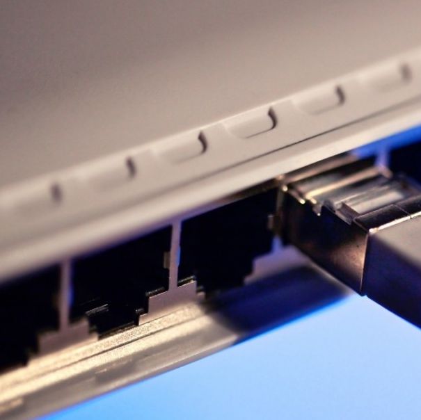 选择千兆还是万兆宽带?月费几十与千元如何影响游戏体验? 选择千兆还是万兆宽带?月费几十与千元如何影响游戏体验?