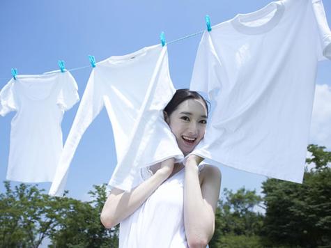 梦见晾衣服预示着哪些?解密梦境背后的秘密 梦见晾衣服预示着哪些?解密梦境背后的秘密