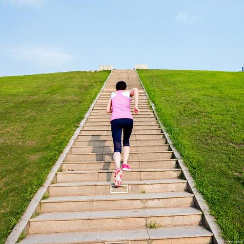 梦见陡坡背后的5个潜在象征含义解析