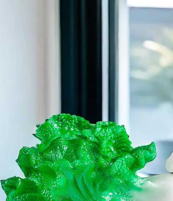 解梦专家揭秘梦见白菜的5个象征和心理暗示