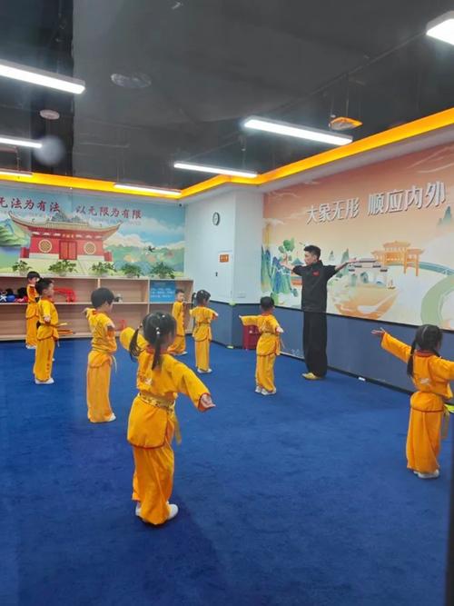 烟台福山区学校的传统武术课间活动，如何影响学生身心健康？