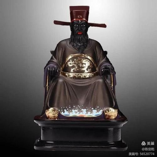 梦见包公的5种寓意解析，揭开梦境背后的秘密