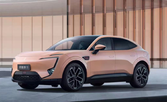 阿维塔11新款上市：标配华为三激光智驾辅助，28.99万元起售值得入手吗？