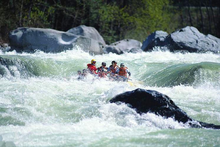 梦见漂流象征哪些？深度解析你的内心世界