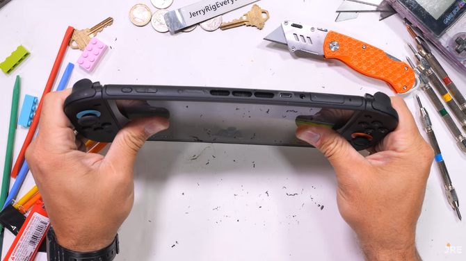 Switch 2耐久性究竟如何?国外玩家极限测试能让你大开眼界! Switch 2耐久性究竟如何?国外玩家极限测试能让你大开眼界!