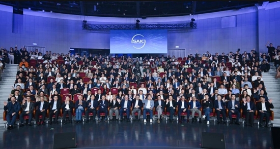 上汽如何以‘人-车-生活’支点重新定义用户体验？