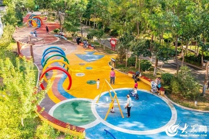 回忆童年：潍坊市园林环卫服务中心白发少年‘六一’情趣再现