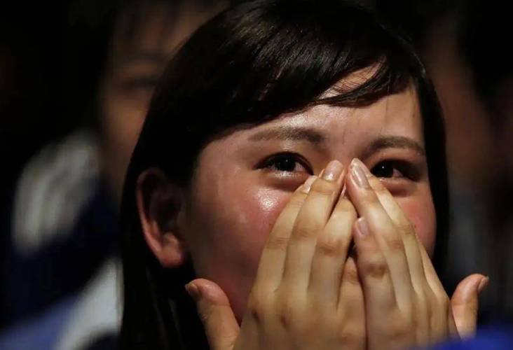 梦见死人在哭解析象征意义与高效解决方法 梦见死人在哭解析象征意义与高效解决方法