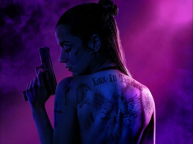 疾速追杀：芭蕾杀姬多格式海报释出——解锁复仇女神的震撼魅力！