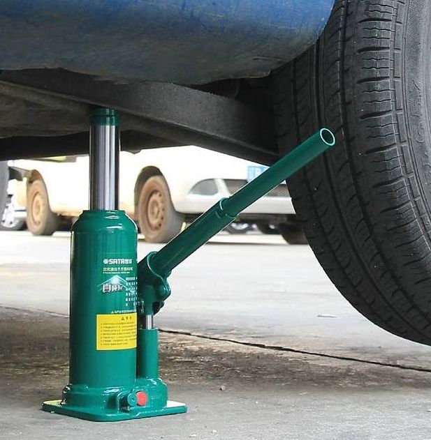 梦见千斤顶的深刻心理解析,解读揭示内心强烈的不安与潜在力量! 梦见千斤顶的深刻心理解析,解读揭示内心强烈的不安与潜在力量!