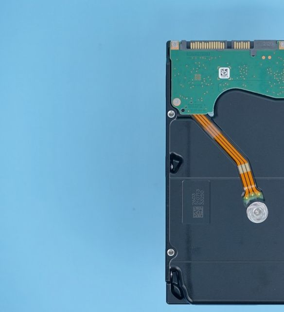 史上最大机械硬盘来袭!希捷100TB HDD会如何改变你的存储方式? 史上最大机械硬盘来袭!希捷100TB HDD会如何改变你的存储方式?