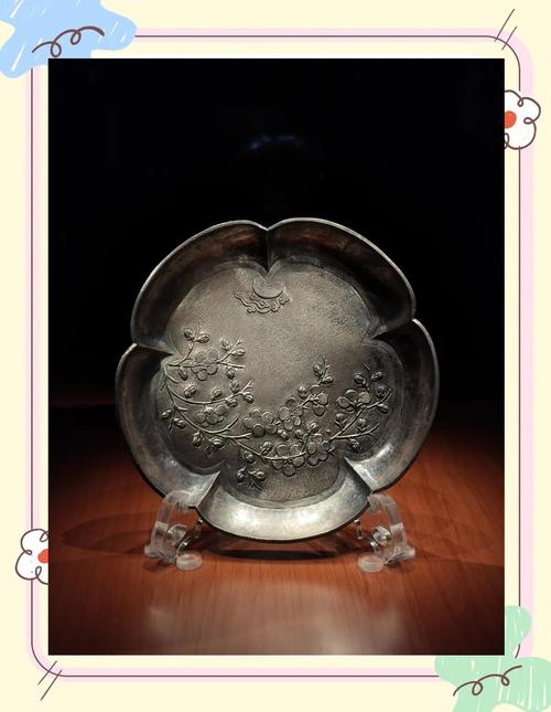 解密梦境梦见银盘子的象征意义与潜藏秘密