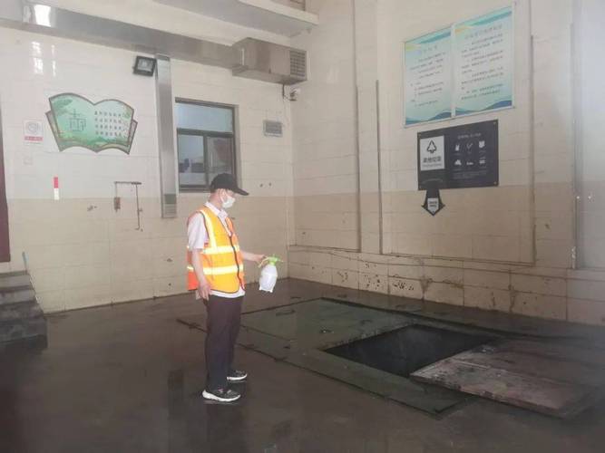 招远市环卫中心:揭开夏日清洁行动背后的秘密,灭蚊防蝇究竟有何妙招? 招远市环卫中心:揭开夏日清洁行动背后的秘密,灭蚊防蝇究竟有何妙招?