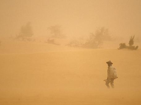 梦见风沙预示哪些?深入解读梦境背后的心理暗示 梦见风沙预示哪些?深入解读梦境背后的心理暗示