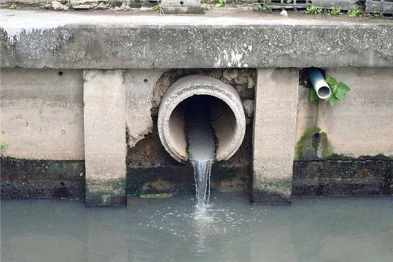 梦见爬下水道预示着哪些?解密隐藏心理暗示 梦见爬下水道预示着哪些?解密隐藏心理暗示