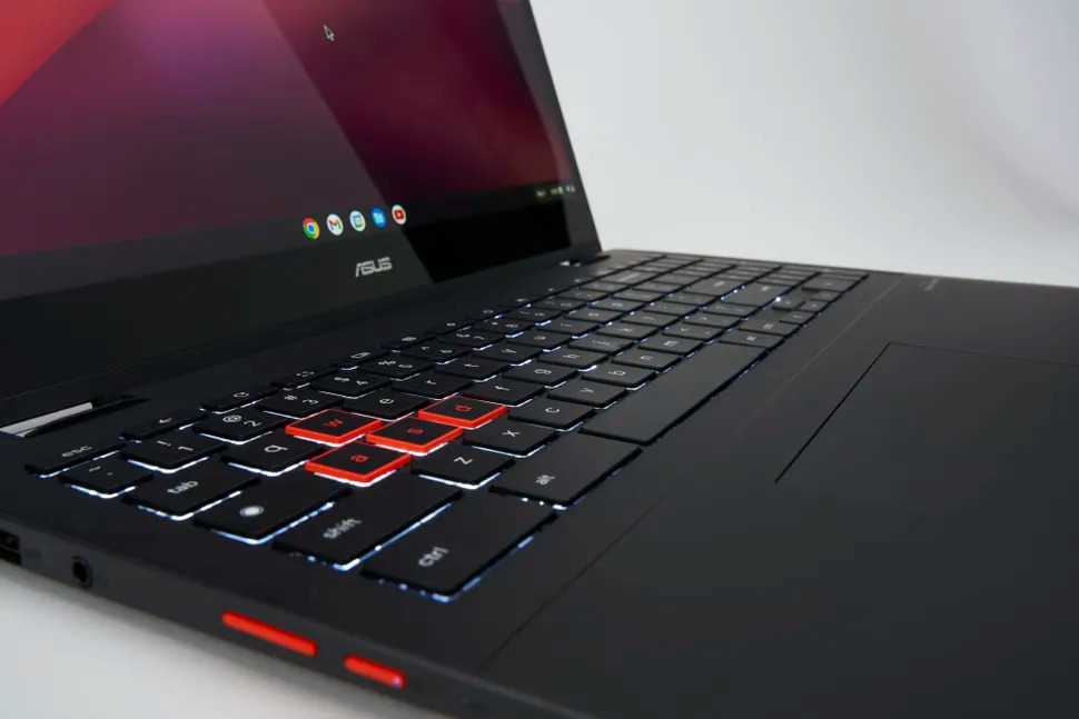 探索Chromebook游戏新趋势：Steam测试版服务即将停止的影响与机遇