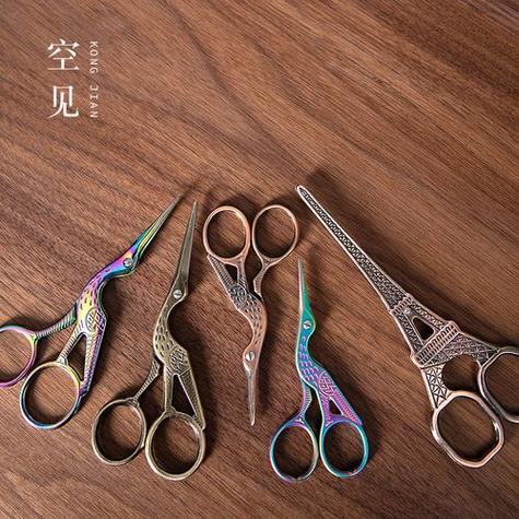 梦见大剪刀的7个可能含义,解读梦境背后的象征意义 梦见大剪刀的7个可能含义,解读梦境背后的象征意义
