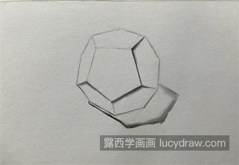解析梦见五边形的5大象征意义心理学专家解读 解析梦见五边形的5大象征意义心理学专家解读