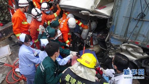 沈海高速连发事故：2025年8月27日致4死3伤的真相揭秘